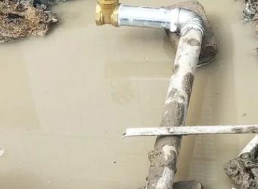苏尼特右测漏水公司电话
